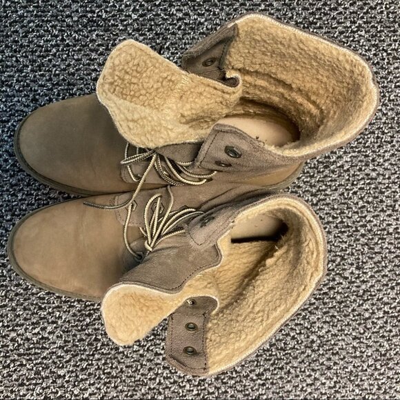 TIMBERLAND Sz 9 Sherpa Lined Suede Lace Up Boots - Picture 9 of 12